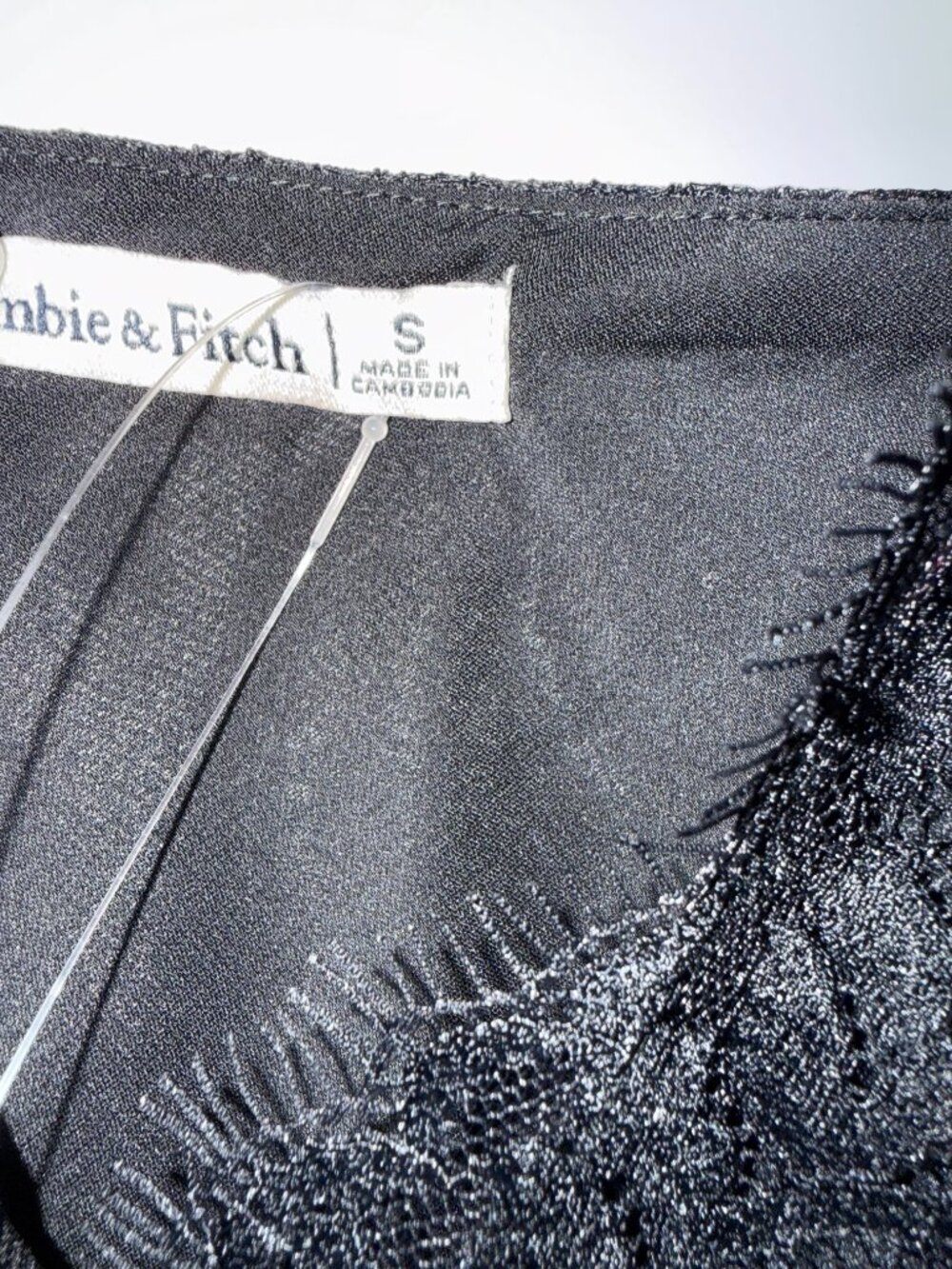 Abercrombie & Fitch Bella Tie-Front Cami NWT | Black & Red Lace Satin Top | Size - Picture 8 of 8